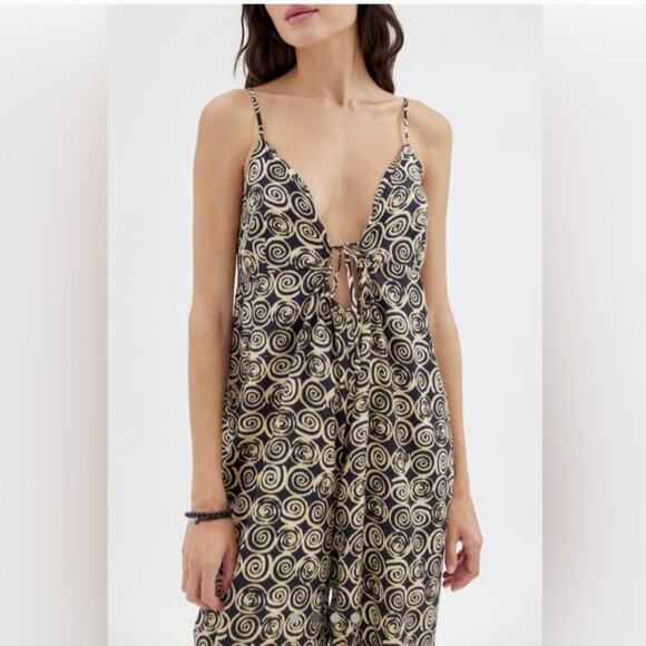 Urban Outfitters Vale Printed baloon Jumpsuit - Picture 3 of 9